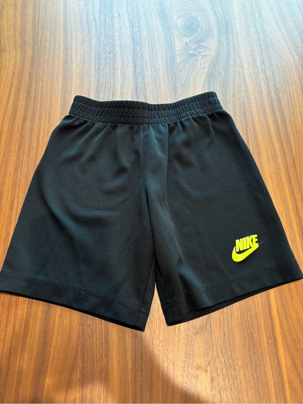 Nike set 4-5yrs